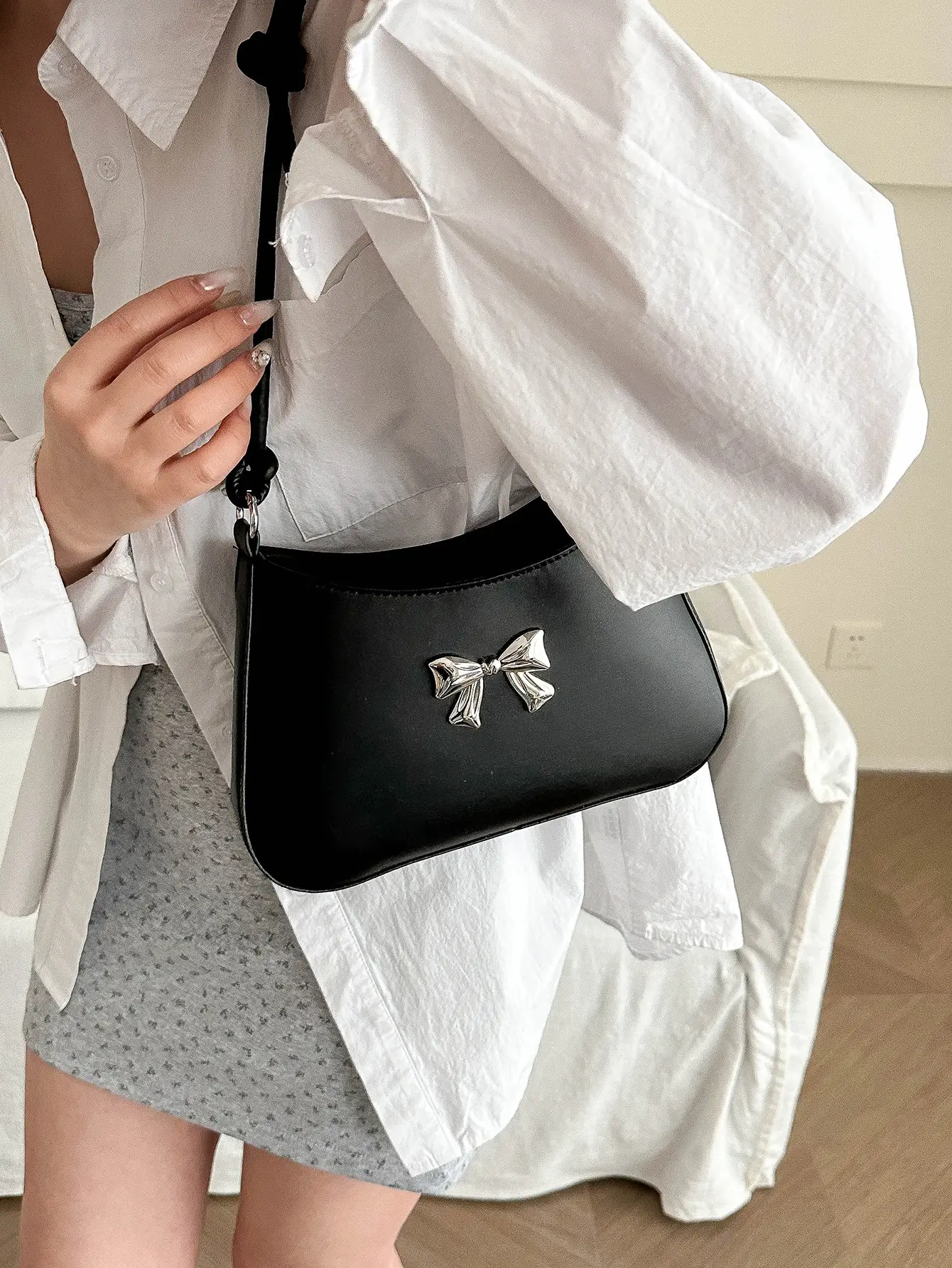 White Bow Shoulder Bag for Women 2024 - Image 4