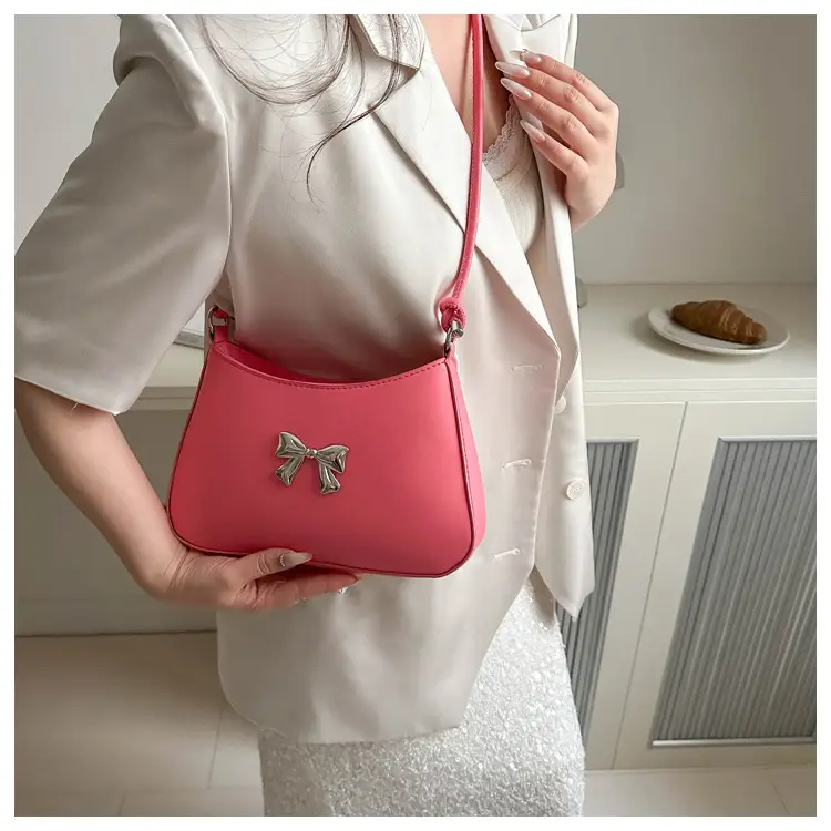 White Bow Shoulder Bag for Women 2024 — feature 11