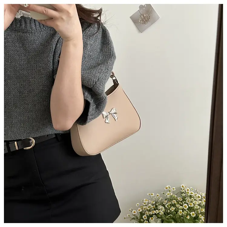 White Bow Shoulder Bag for Women 2024 — feature 16