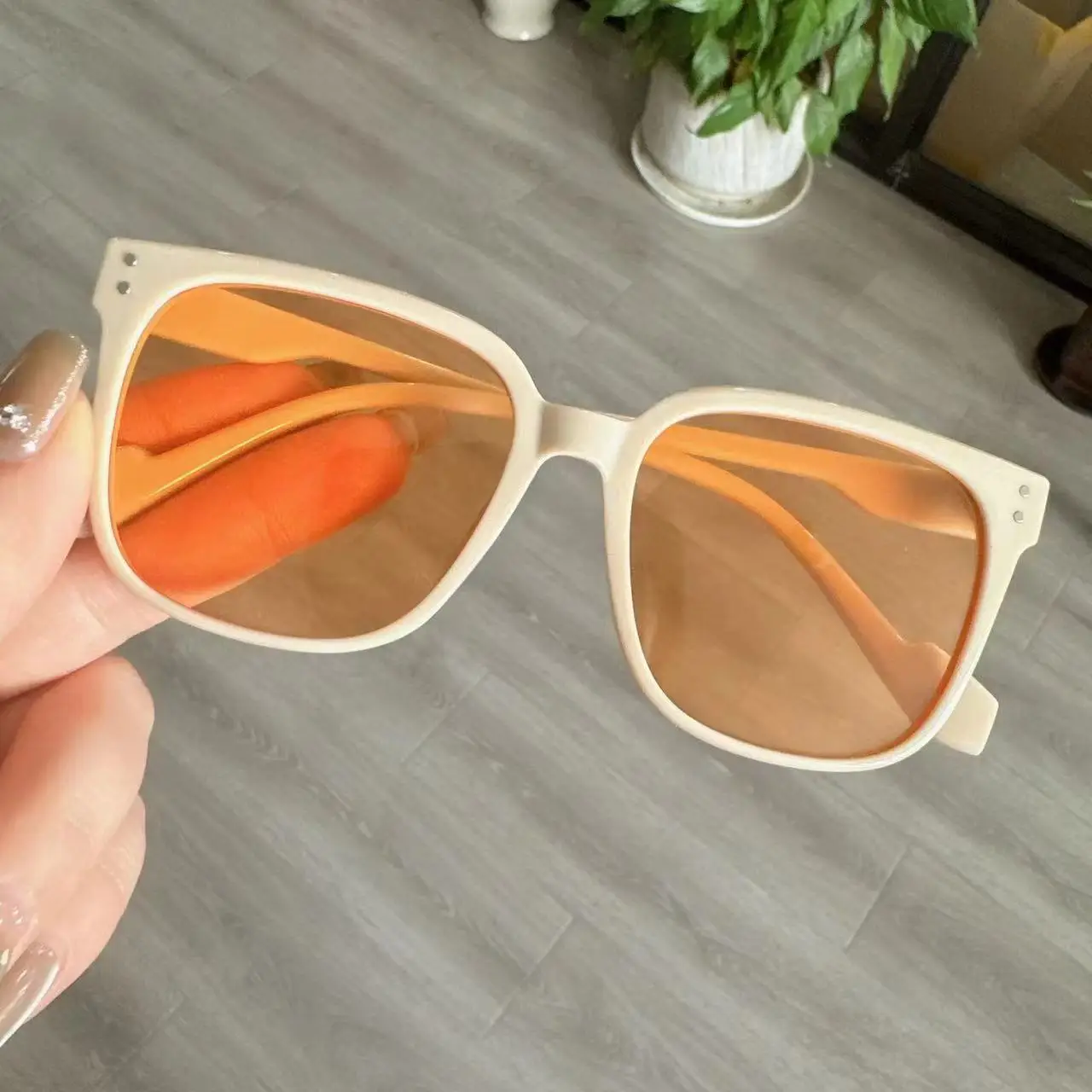 Women Sunscreen Blush Glasses Gradient Sunset Pink Square Frame