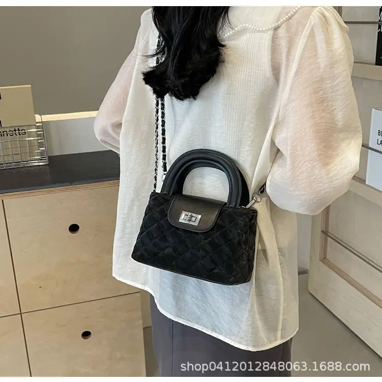 Women Rhomboid Chain Crossbody Bag Grey 2024 — feature 24