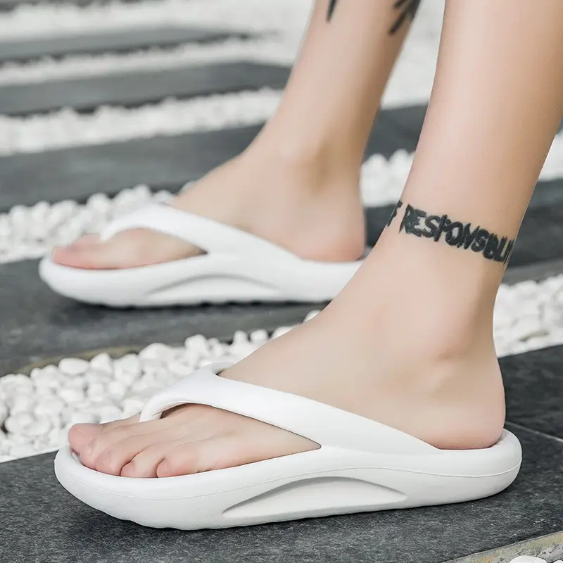 Cross-border Large Size Slippers Summer Korean-style Fashionable Men's Flip-flops Outer Wear Thick Bottom Couple's High-bounce Beach Slippers - Image 8