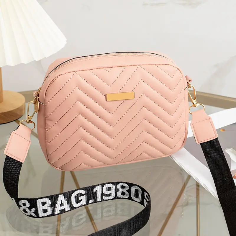 2024 Casual Messenger Bag with Sequin Lettering - Image 3