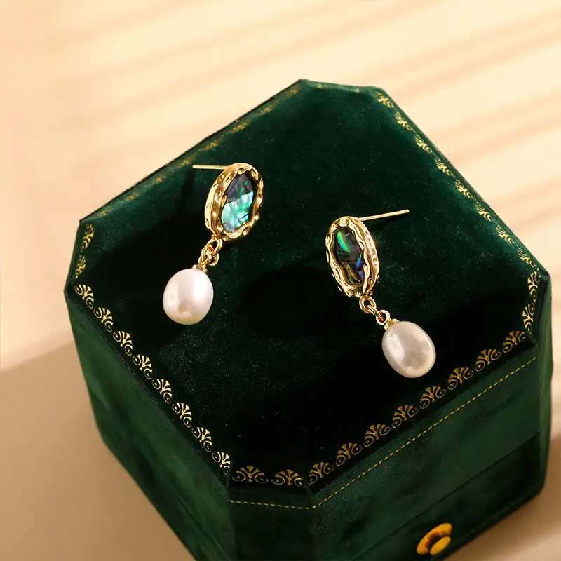 18k Gold Pearl Earrings for Women — feature 3