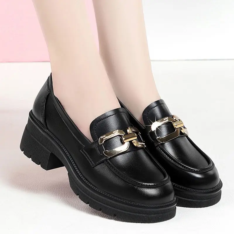 Women's Black Patent Leather Platform Loafers 2024 - Image 5