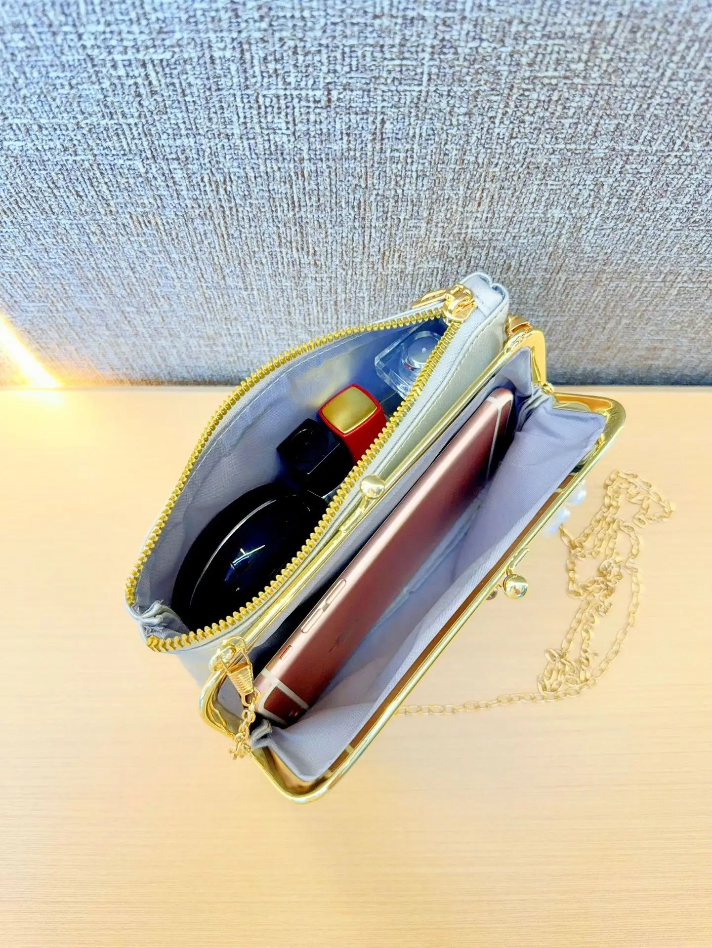 Golden Rhinestone Pearl Clutch Bag for Women - Image 7