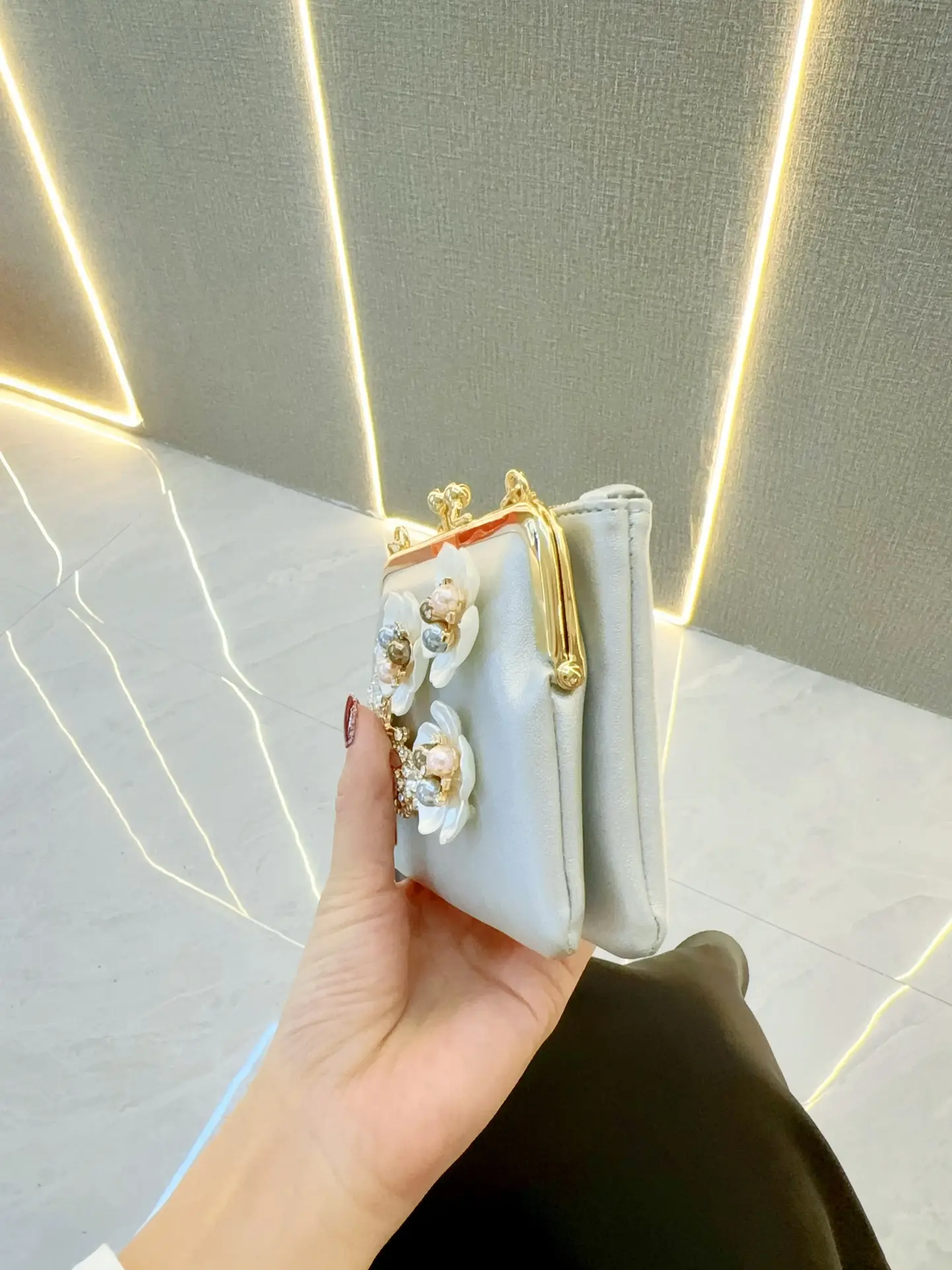 Golden Rhinestone Pearl Clutch Bag for Women — feature 11