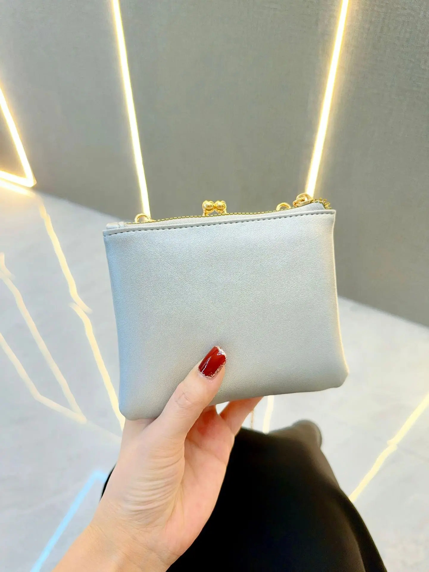 Golden Rhinestone Pearl Clutch Bag for Women — feature 14
