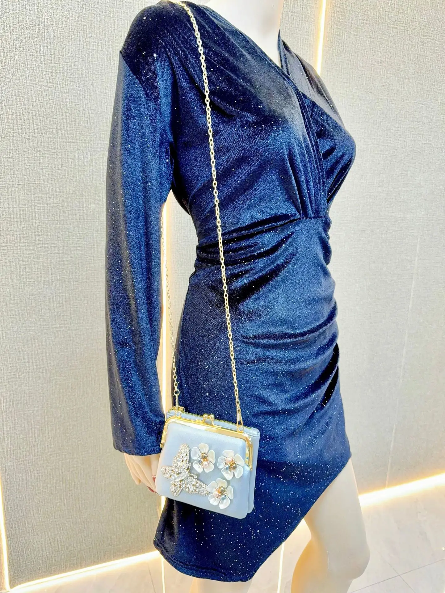 Golden Rhinestone Pearl Clutch Bag for Women — feature 18