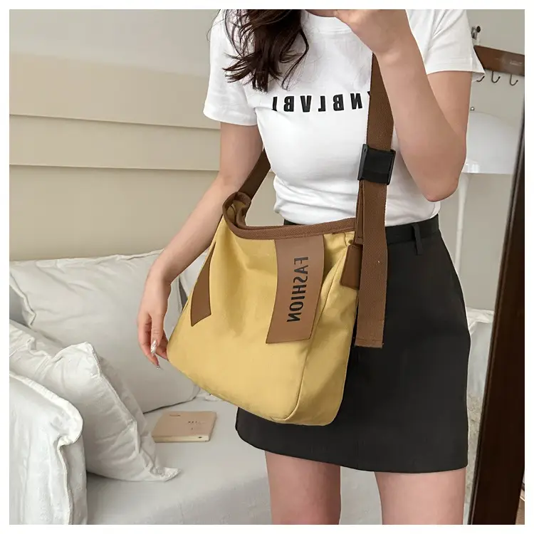 Women Canvas Shoulder Bag Black Brown Contrast 2024 - Image 7
