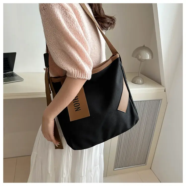 Women Canvas Shoulder Bag Black Brown Contrast 2024 — feature 10