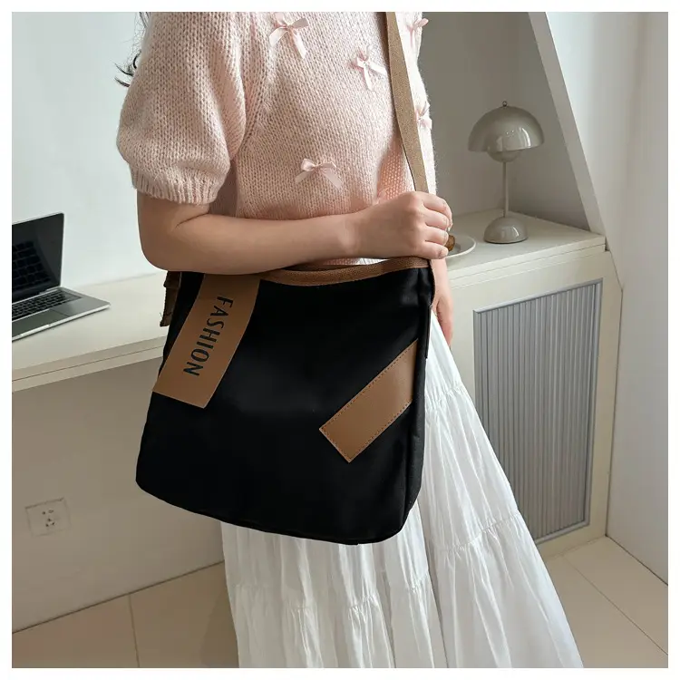 Women Canvas Shoulder Bag Black Brown Contrast 2024 — feature 11