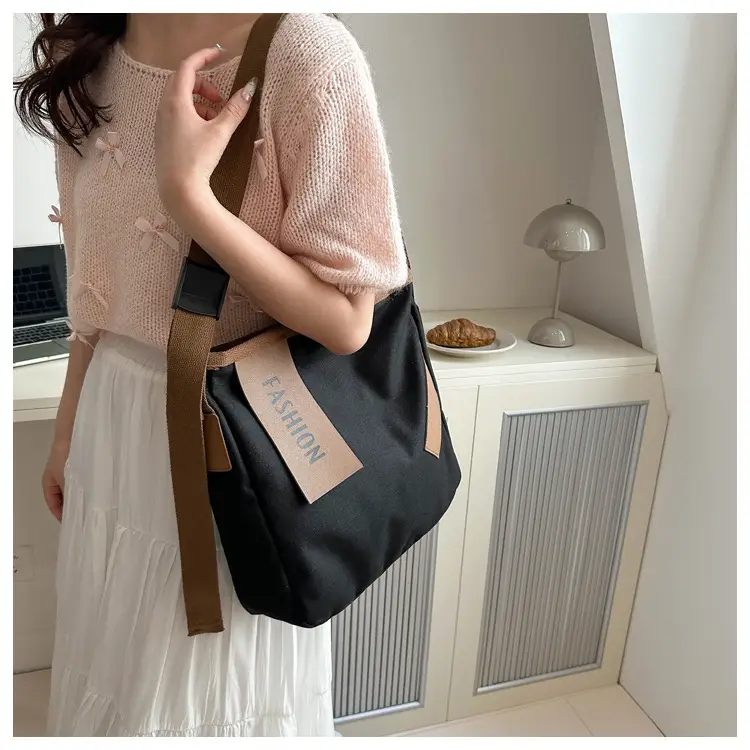 Women Canvas Shoulder Bag Black Brown Contrast 2024 — feature 8
