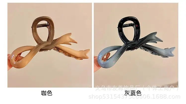 Large Black Shark Hair Clip for Women 12cm — feature 4
