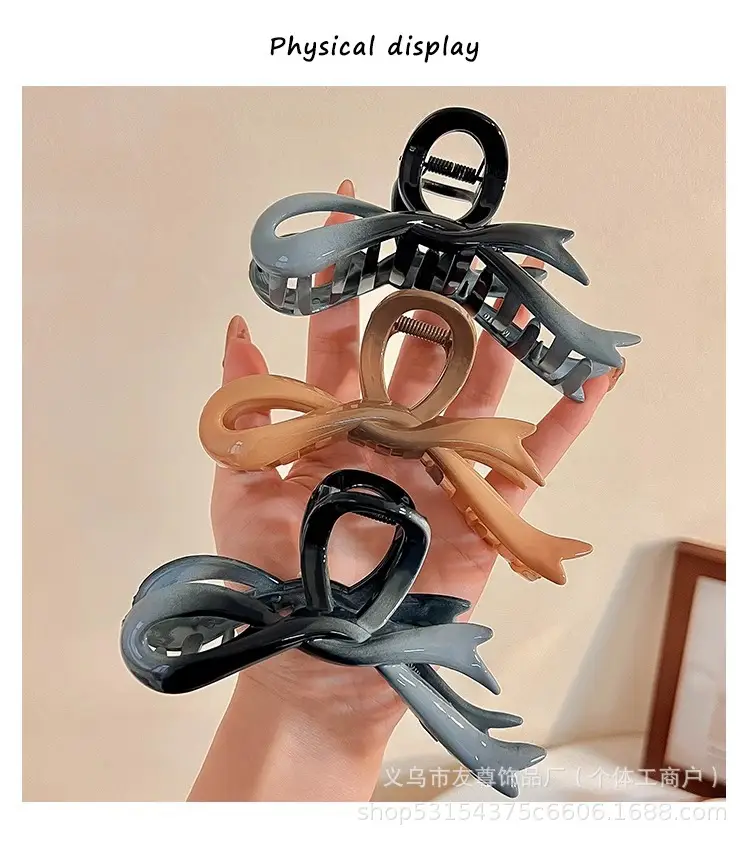 Large Black Shark Hair Clip for Women 12cm — feature 6