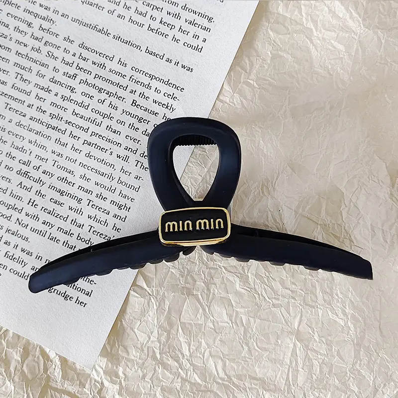 Large Black Shark Hair Clip for Women 12cm