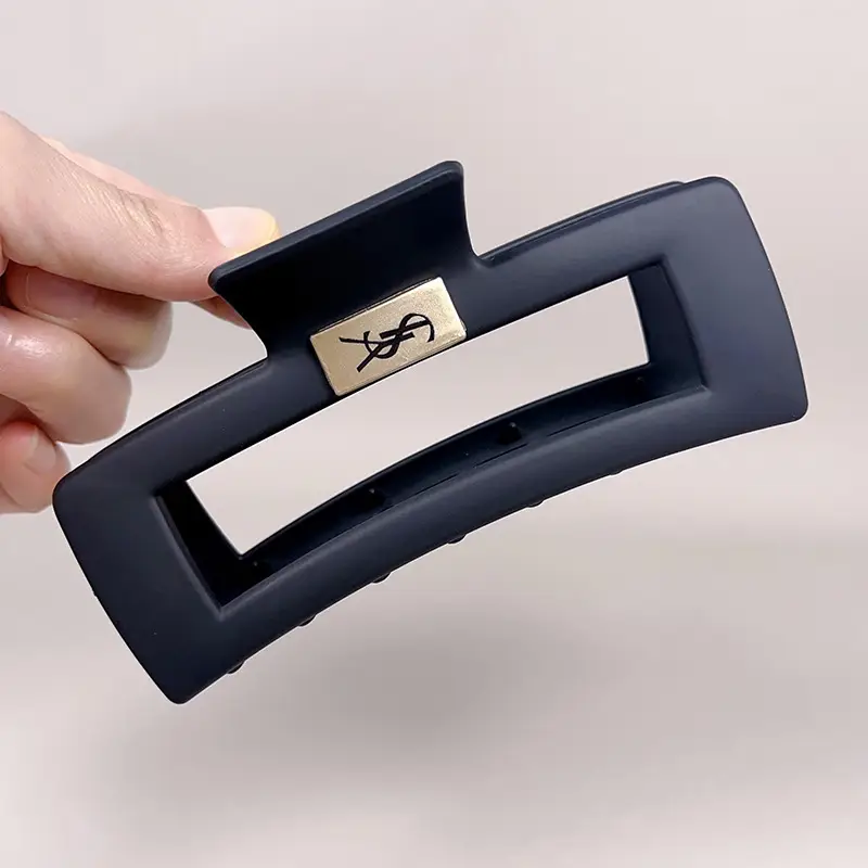 Large Black Shark Hair Clip for Women 12cm