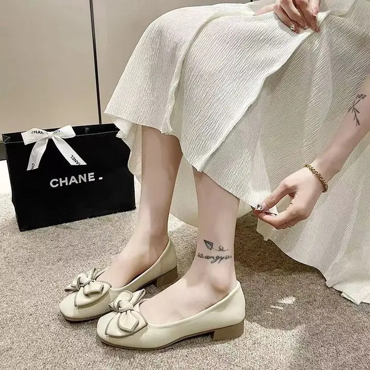 Women's White Bow Flat Shoes Spring Summer 2024 - Image 5