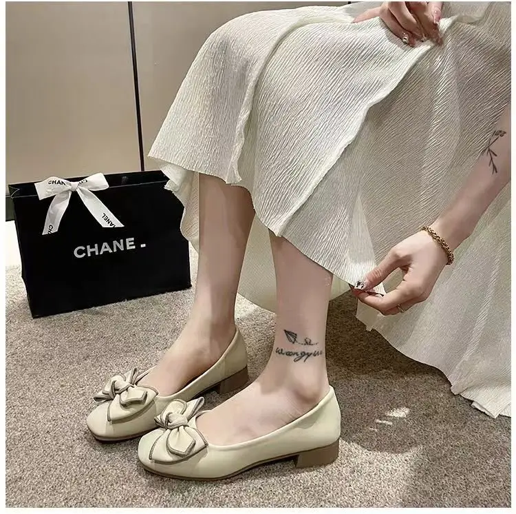 Women's White Bow Flat Shoes Spring Summer 2024 — feature 8