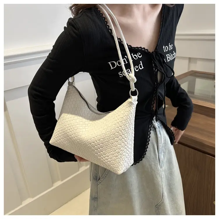 Korean Style Gold Embossed Shoulder Bag for Women — feature 8