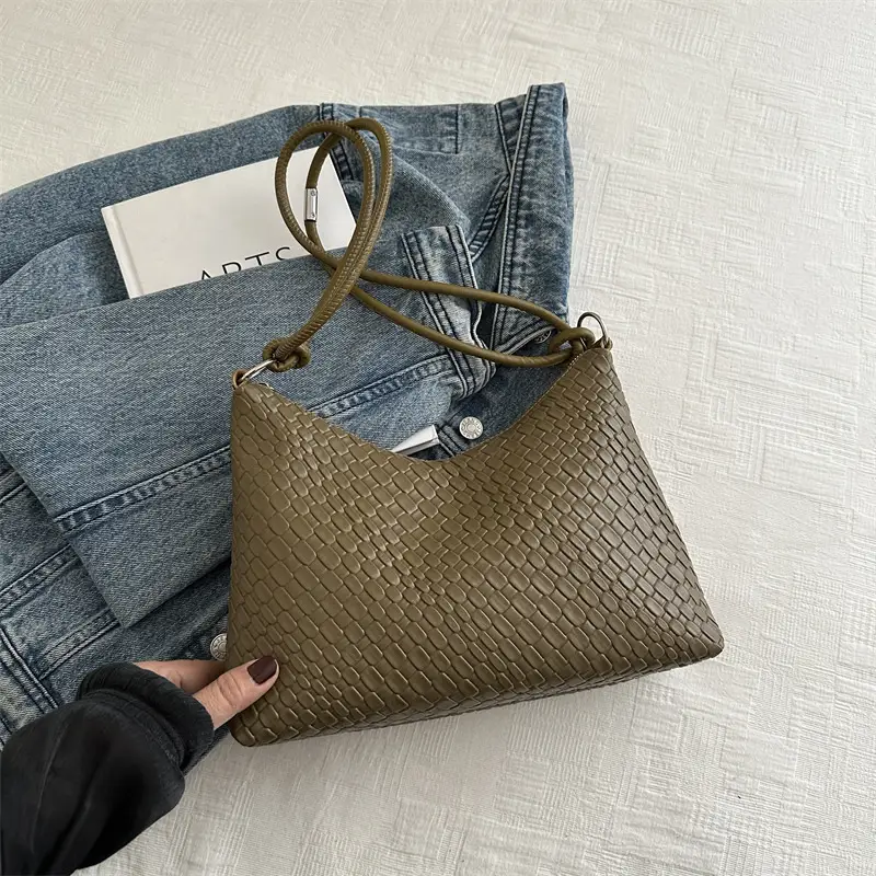Korean Style Gold Embossed Shoulder Bag for Women - Image 3