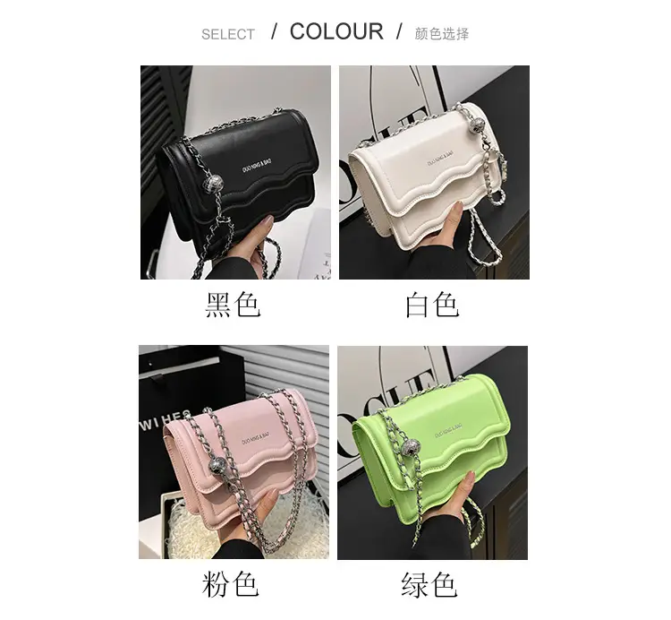 Retro Women's Chain Crossbody Bag White 2024 — feature 3