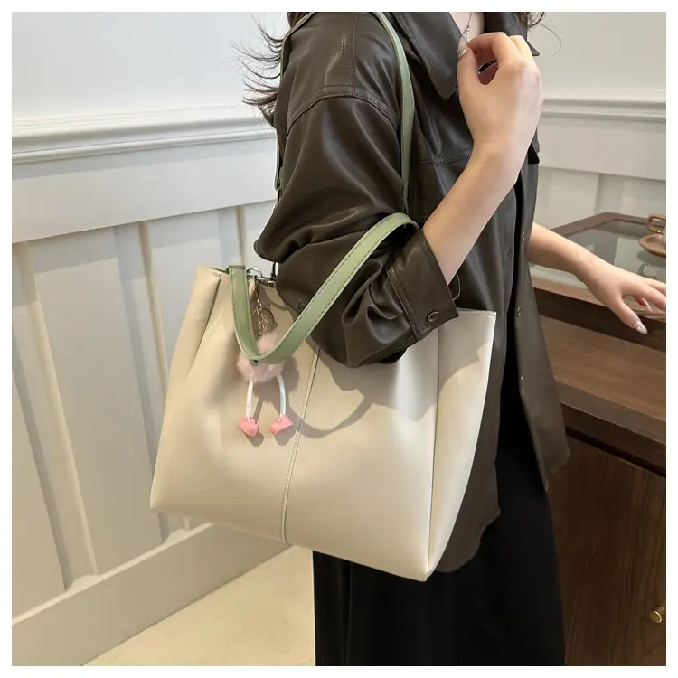 Women's Beige Shoulder Bag with Keychain & Wallet Set — feature 11