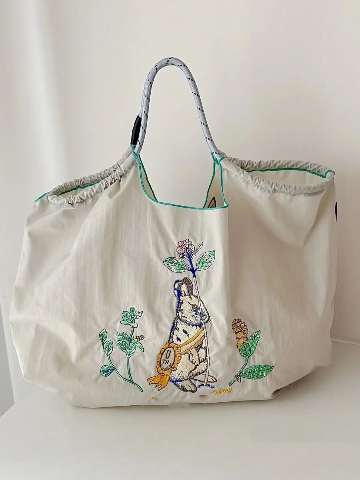 Gloomy Cat Embroidered Shoulder Bag with Internet Design - Image 4