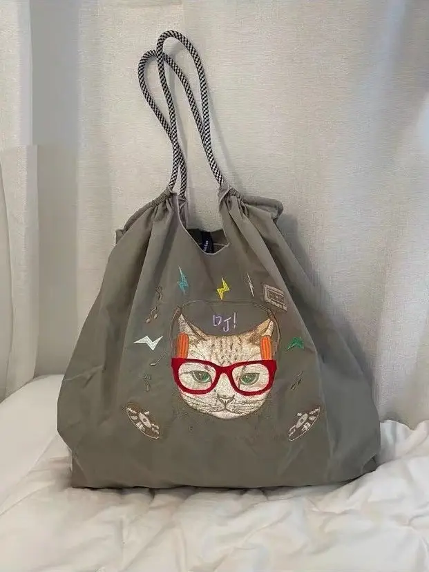 Gloomy Cat Embroidered Shoulder Bag with Internet Design - Image 5