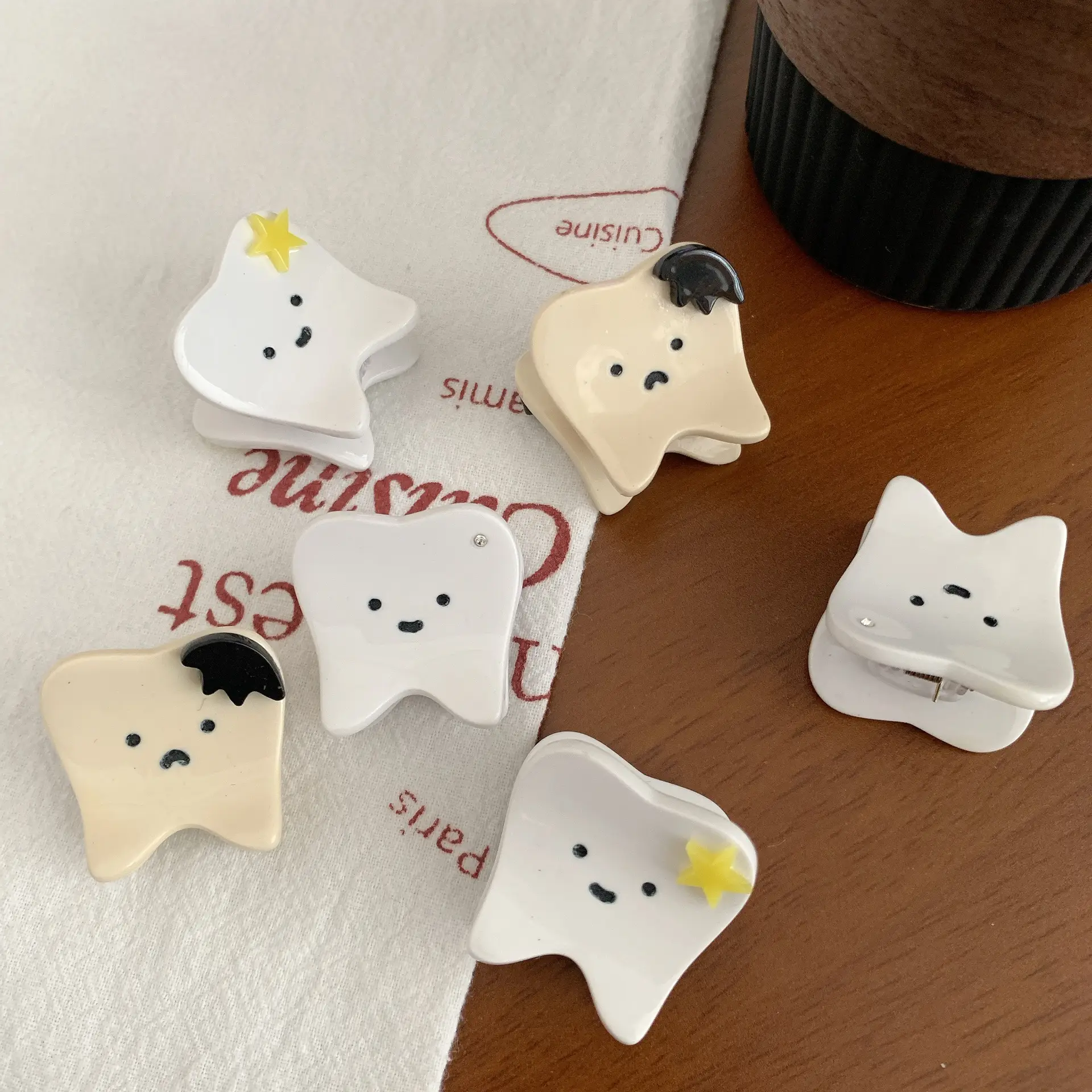 White Tooth-Shaped Hairpin Clip for Men — feature 14