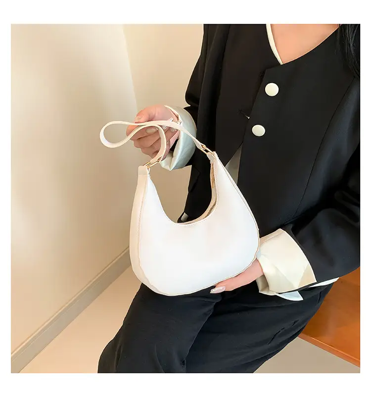 Crescent Shape Saddle Bag Women's Gold 2024 — feature 20