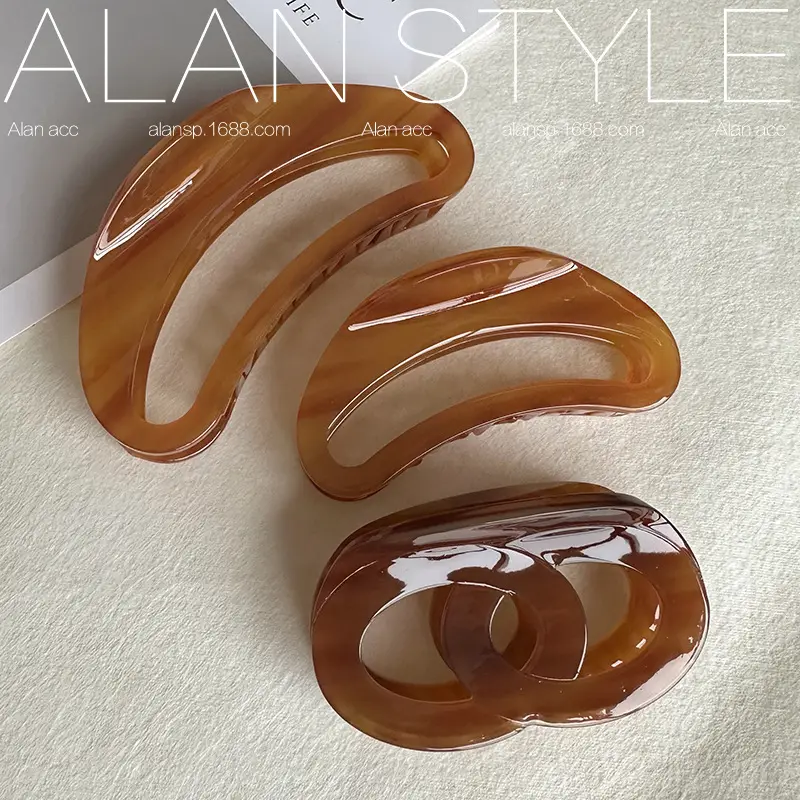 Alman Style Amber Curved Hair Clip Large Grab