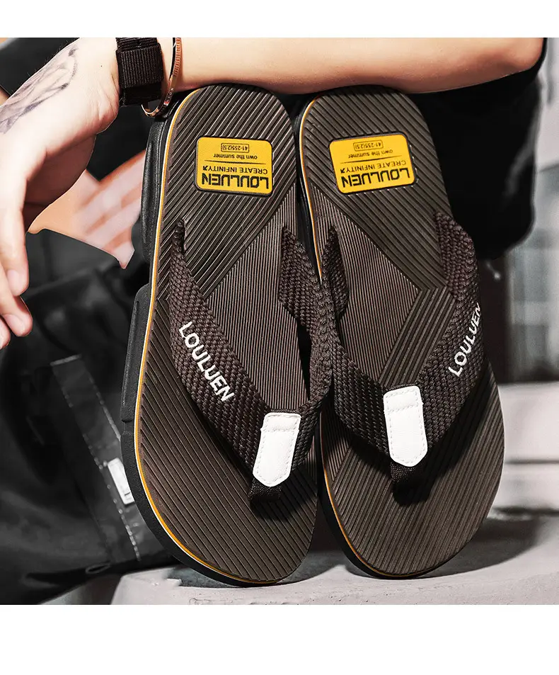 2024 Men's Casual Black Slip-On Sandals with Blue Accent — feature 4