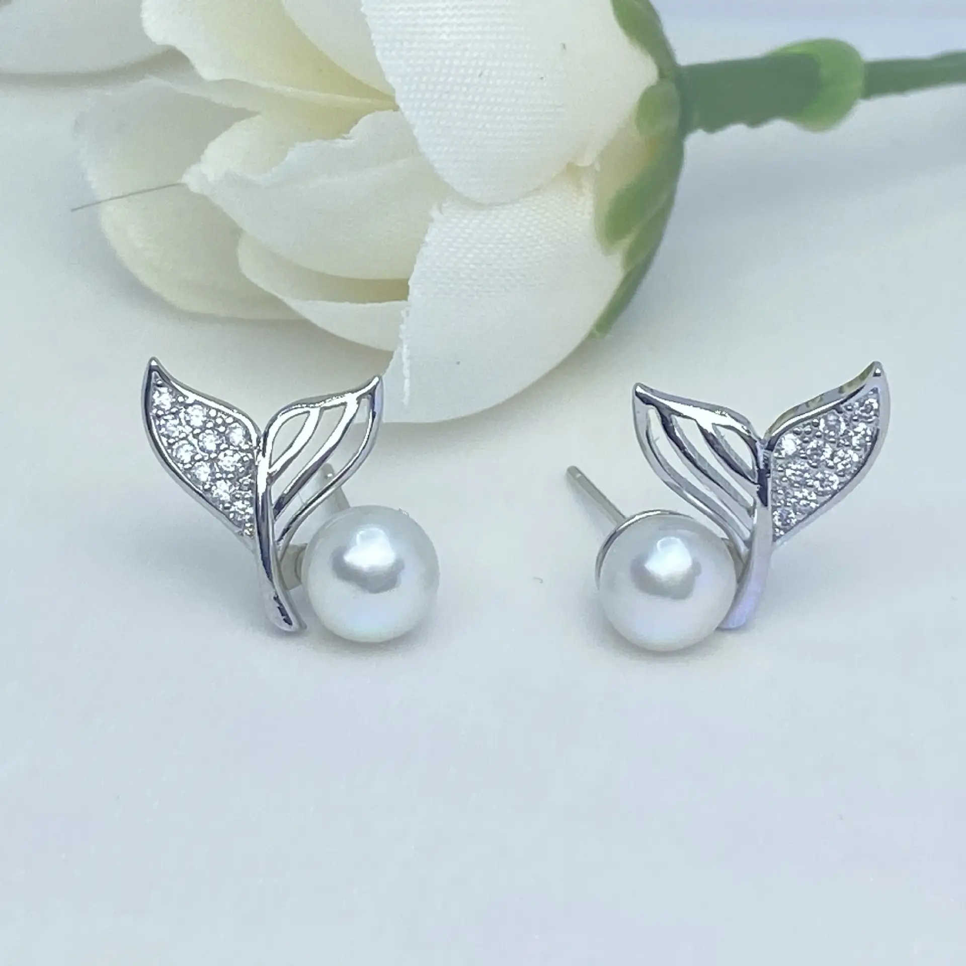 Fishtail Earrings for Women Pearl Gold Silver