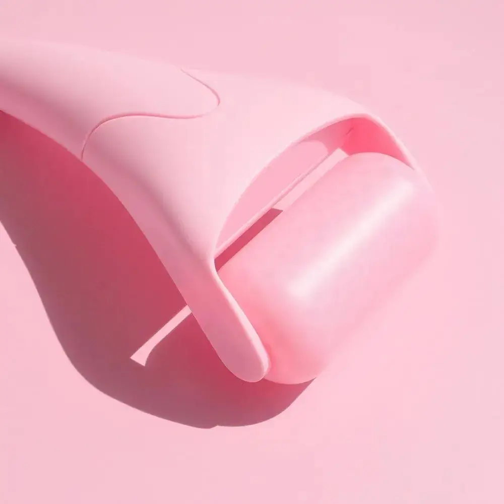 Cross-border ice roller hand-held cold applicator for ice roller body care massage microneedle roller ice applicator — feature 9