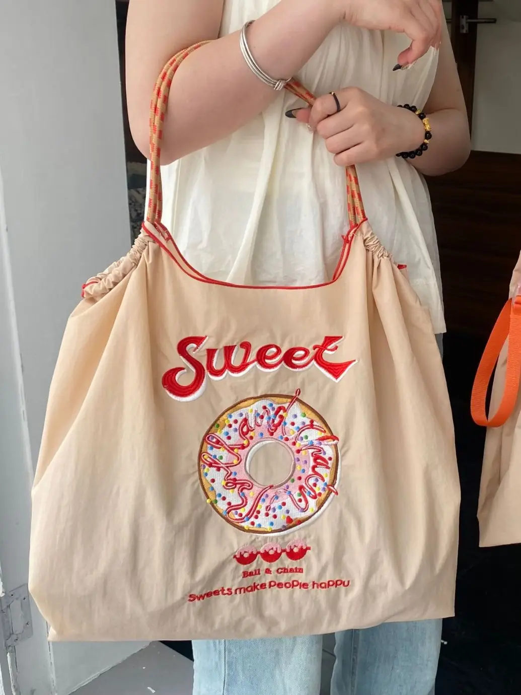 Sweet Donut Embroidered Black Tote Bag Large Capacity - Image 8