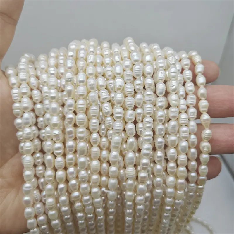 Freshwater Cultured Pearl Beads 4-5mm Rice Shape - Image 4
