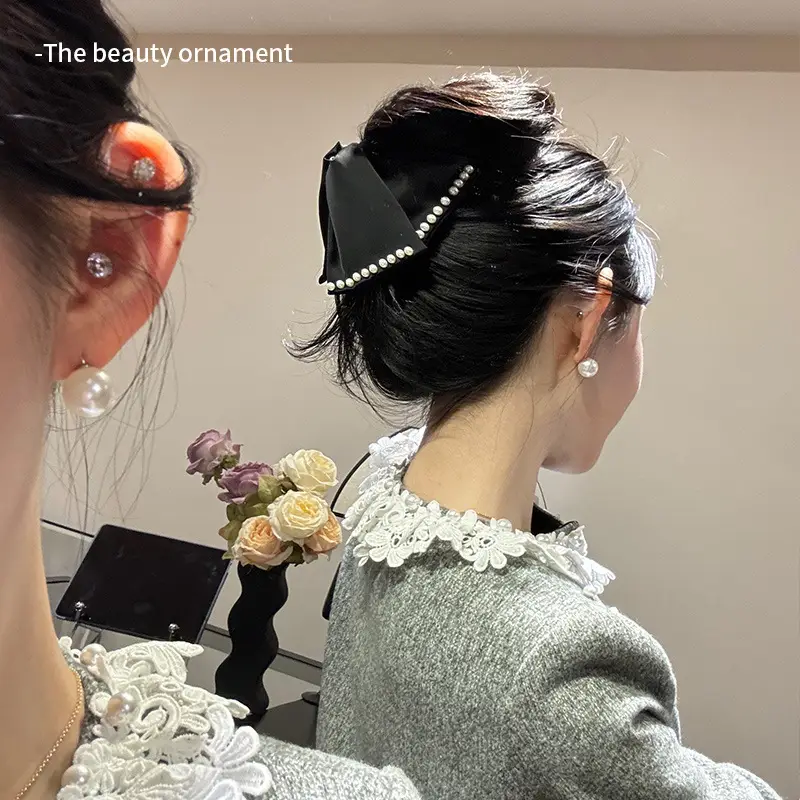 Vintage Pearl Bow Hairpin for Women High-Grade Shark Clip