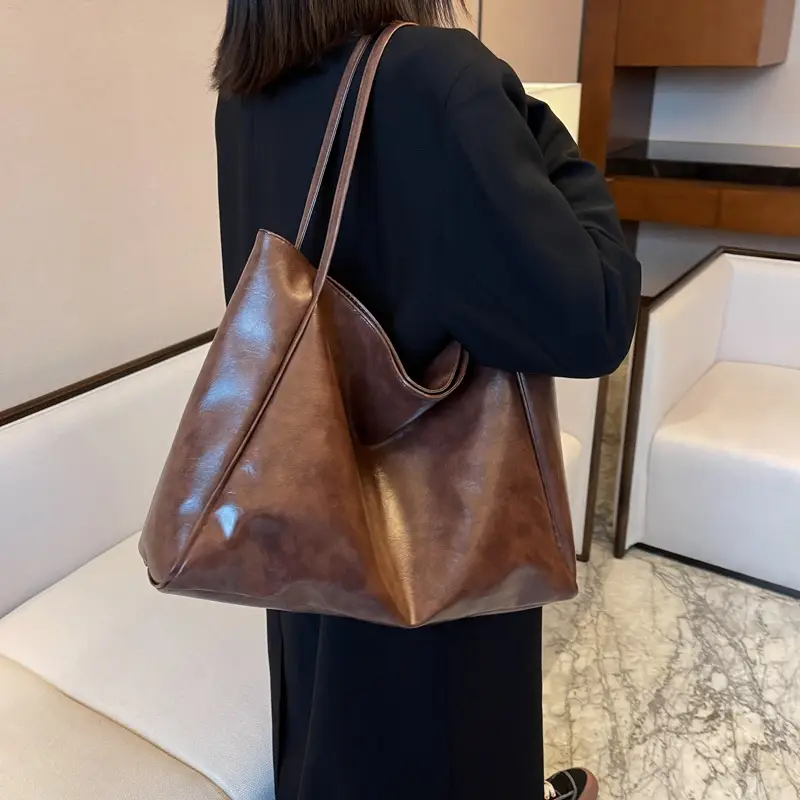 Women's Large Capacity Leather Tote Bag Brown Retro Casual - Image 8