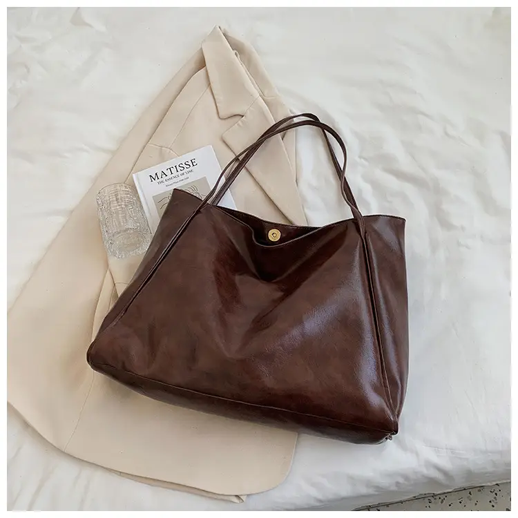 Women's Large Capacity Leather Tote Bag Brown Retro Casual - Image 4