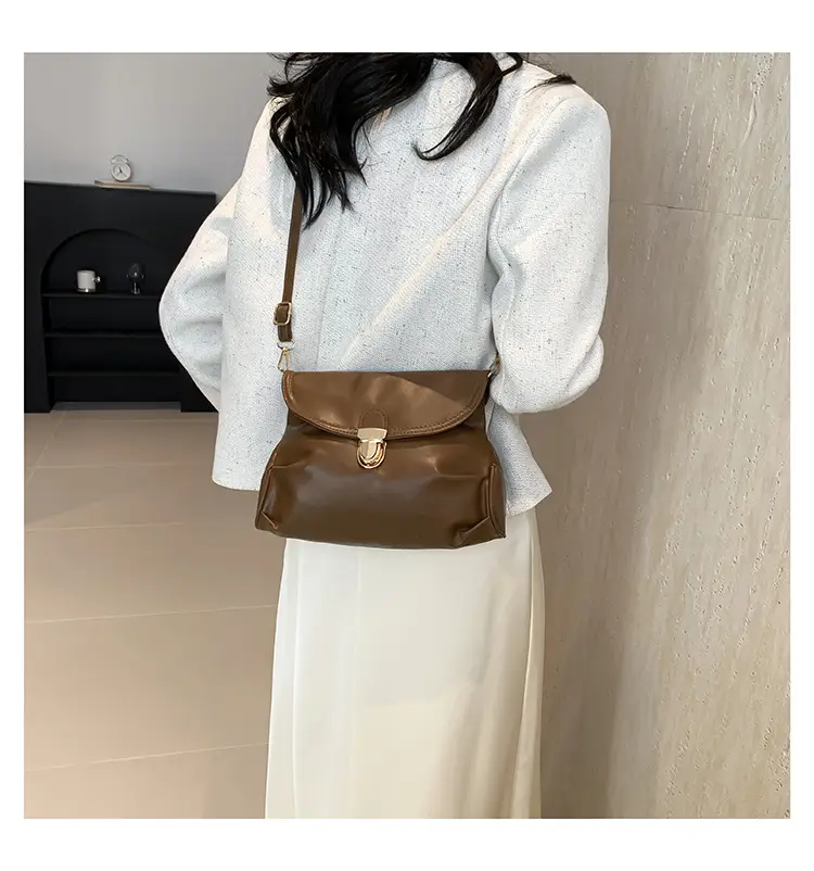 Black Pleated Shoulder Bag for Women 2024 — feature 12