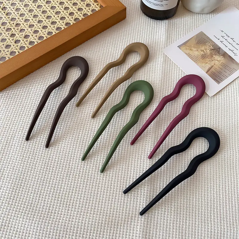 New Frosted U-Shaped Hairpin Updo Comb Wholesale - Image 9