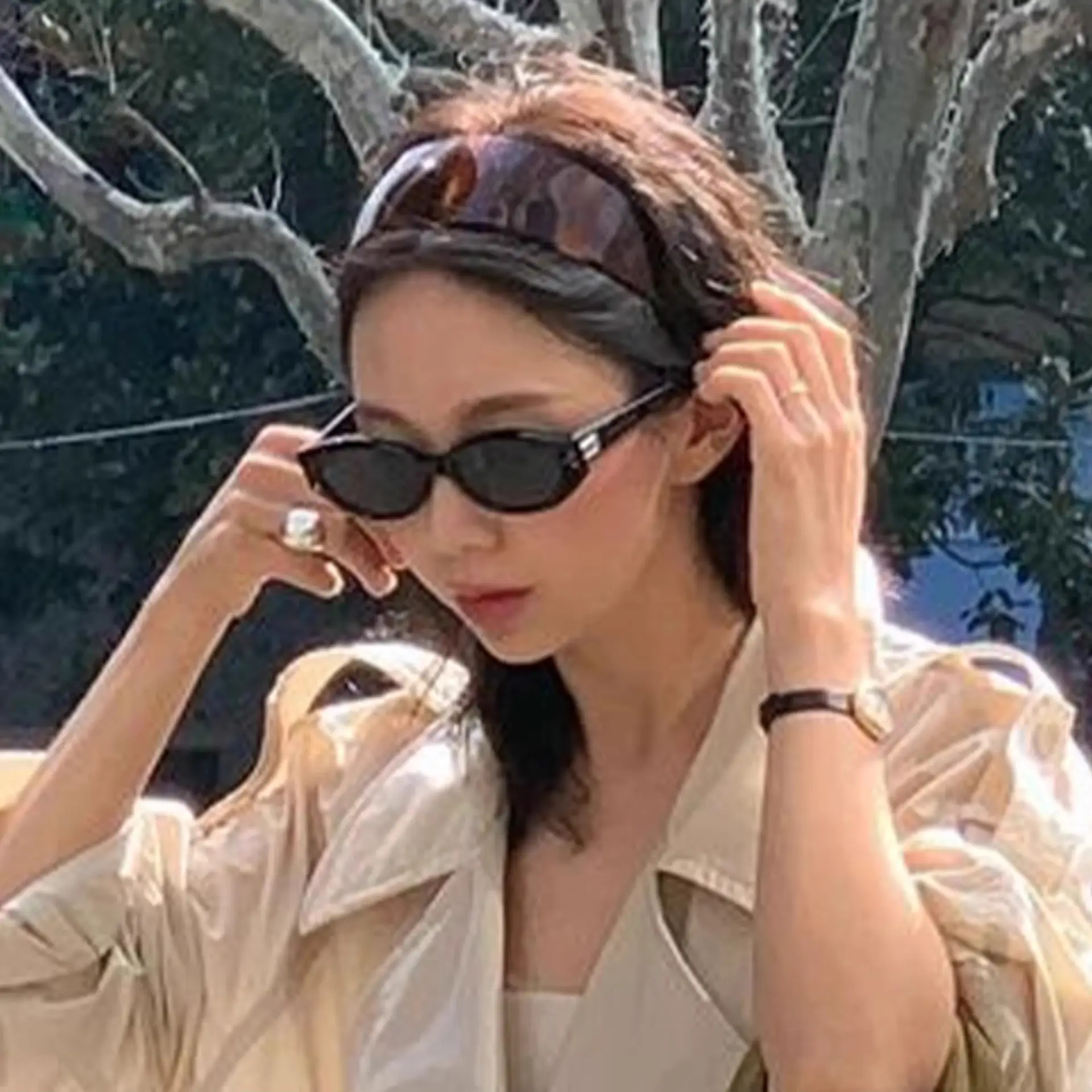 Vintage Anti-Slip Hair Band for Women with Tooth Headband