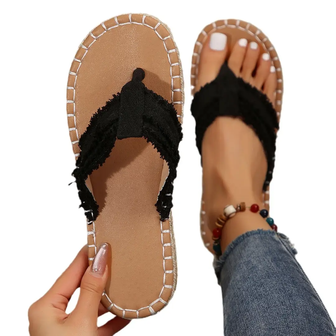 In-Stock Foreign Trade Summer New Style Women's Flat Flip-Flops, Straw Woven Thong Sandals for Beach Wear, Large Size Outdoor Slippers - Image 9