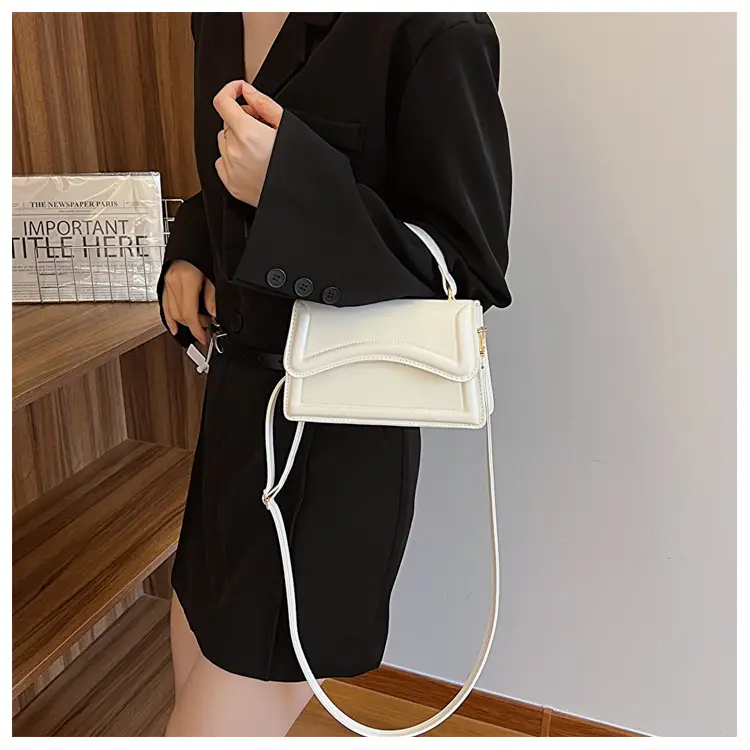Women's Cream Shoulder Crossbody Bag 2024 — feature 15