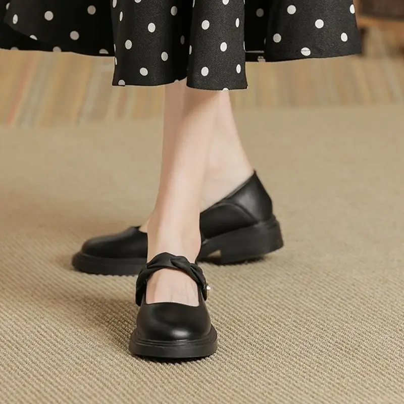 Chanel Style Soft Leather Shoes Women's 2024 New Summer Small Leather Shoes All-match Single Shoes Shallow Mouth Gentle Mary Jane Shoes - Image 6