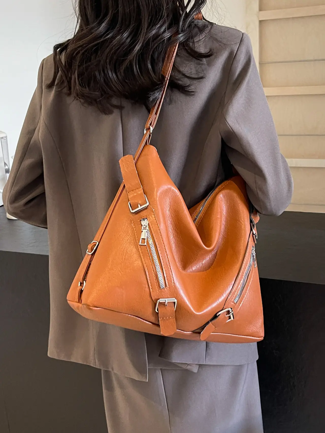2024 Korean Style Women's Tan Shoulder Bag with Crossbody Strap - Image 5