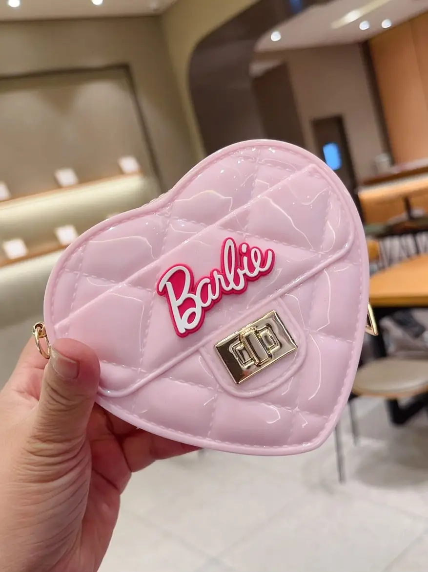 Pink Heart-Shaped Mini Coin Purse for Girls - Image 3