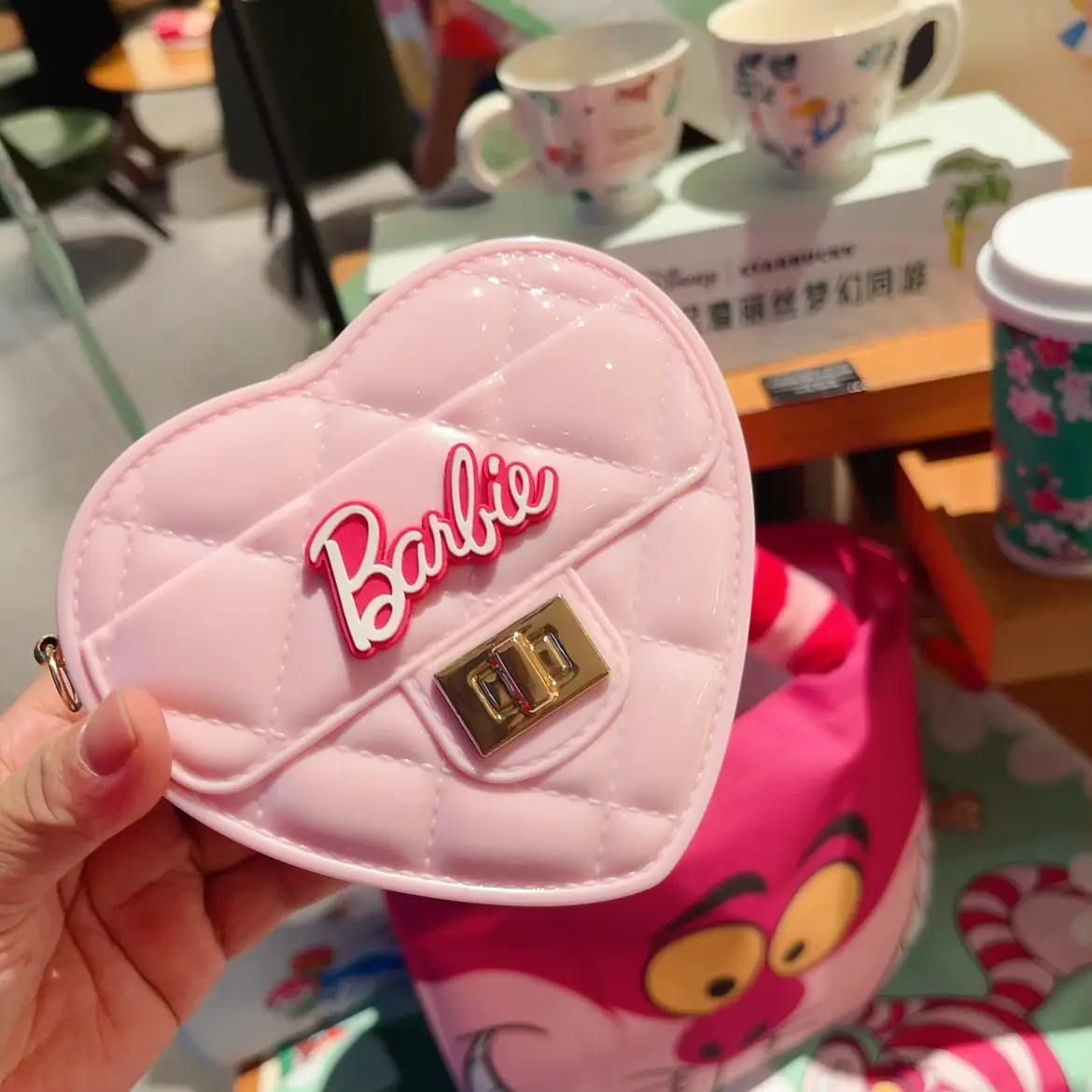 Pink Heart-Shaped Mini Coin Purse for Girls — feature 10