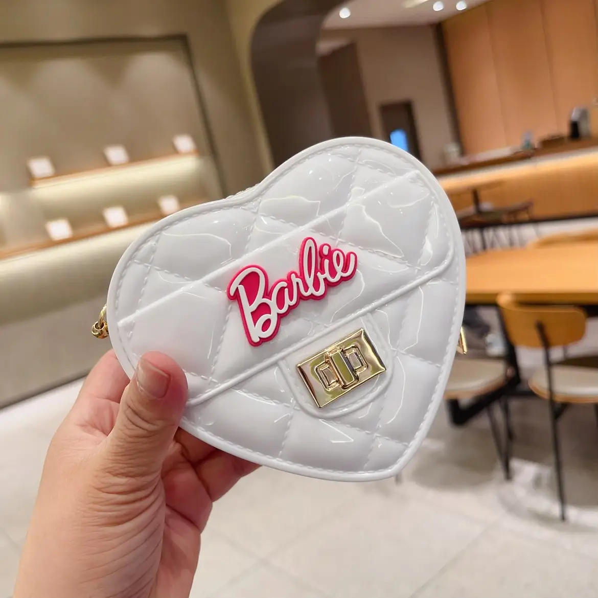 Pink Heart-Shaped Mini Coin Purse for Girls — feature 18